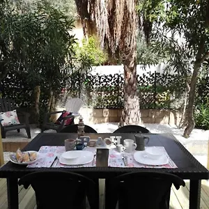  Casa vacanze Corallo1 . With Private Garden